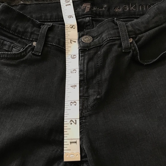 7 For All Mankind Black Skinny Jeans 🖤 - Picture 8 of 8